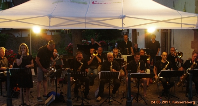 48590ad21744af71d30316008bfeeb3c