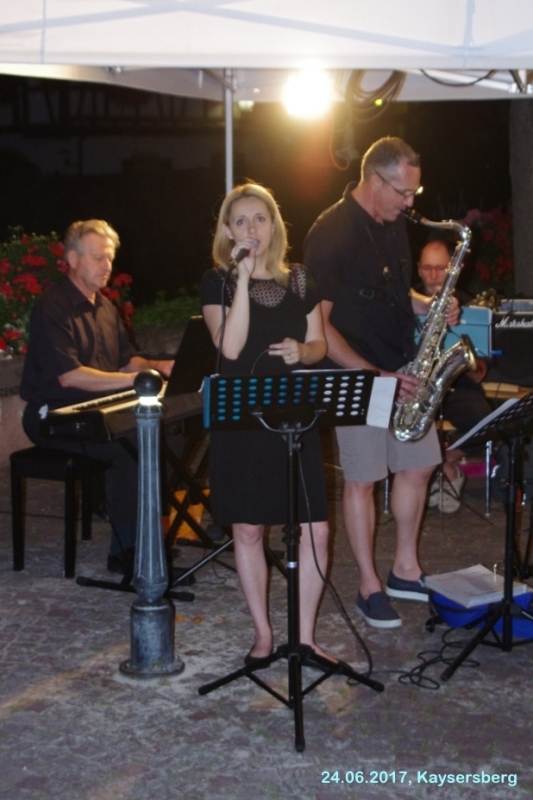 5563c7eb2b100e81b4abe0f850c27203