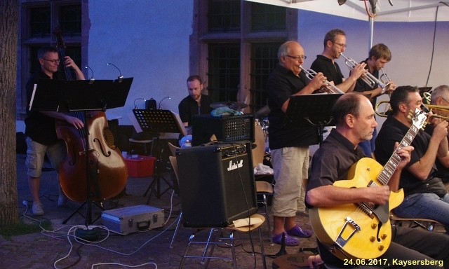 699b9a83e6f38c7f60084444244a3923