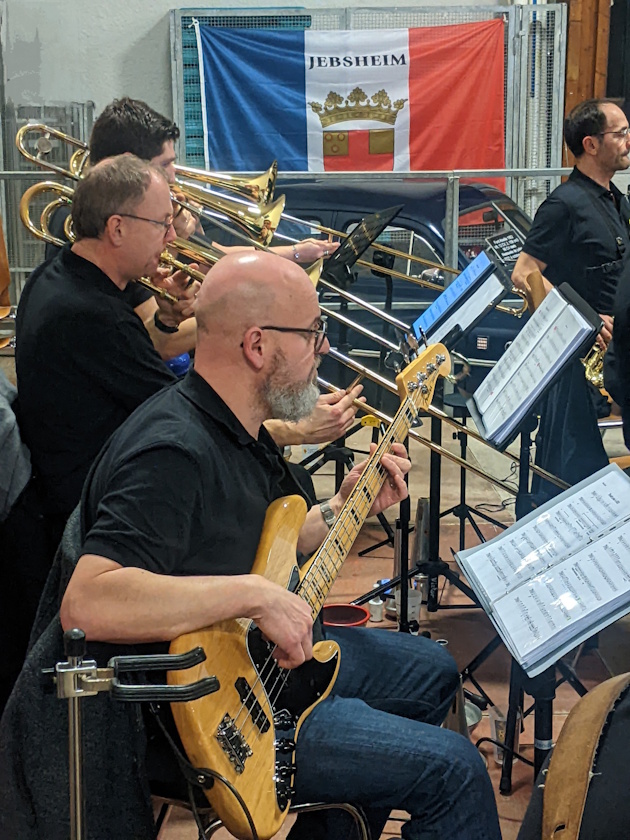 bf35e7df0766f63fb81a8298fff3c90f