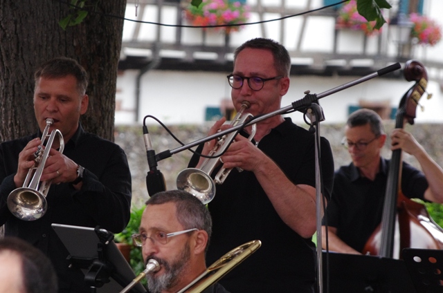 b320a173910fdbd417a18aaf5794ea22